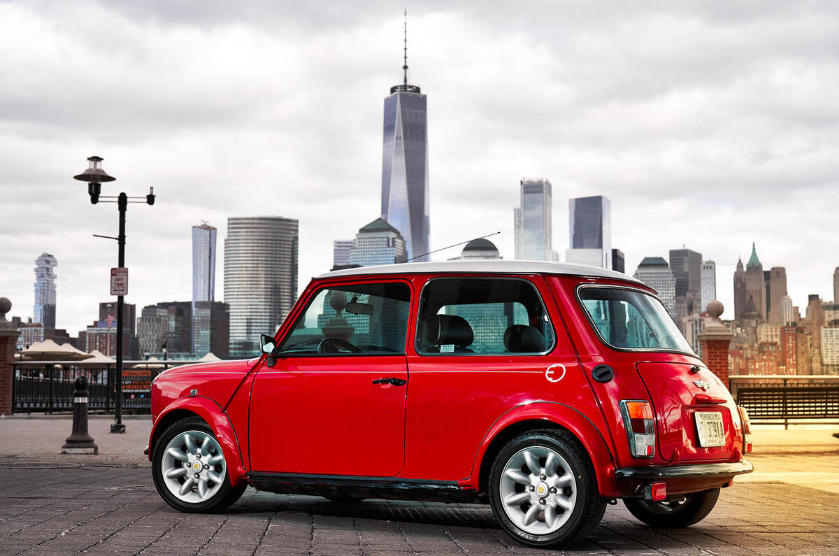 2018 - [USA] New York International Auto Show Mini-4530