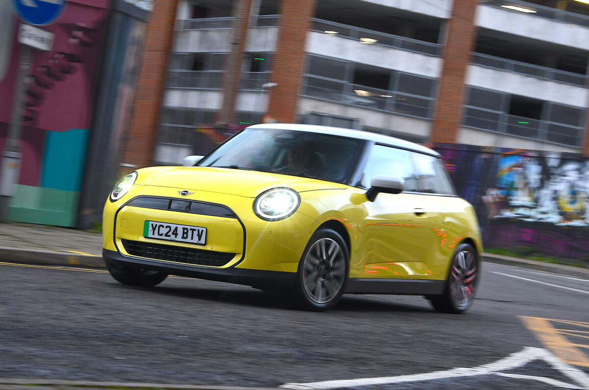Mini Cooper e 2024 jb20241127 7210
