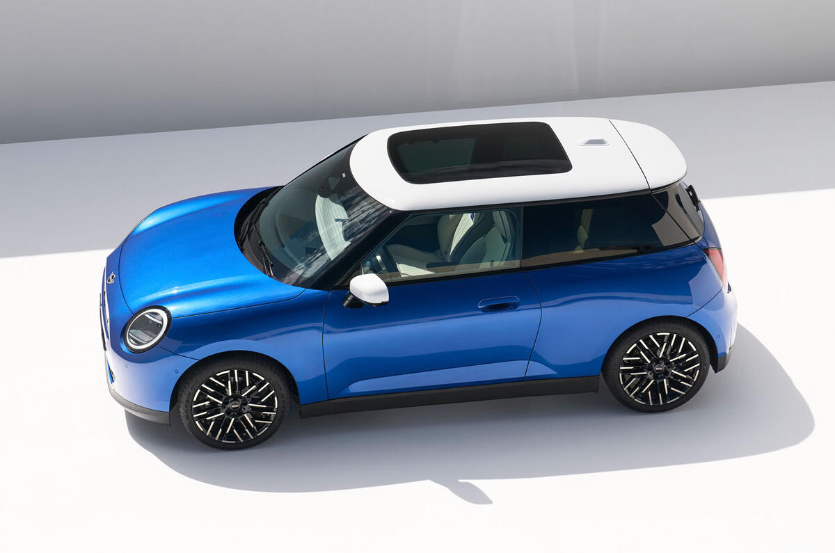 Mini Cooper Electric roof