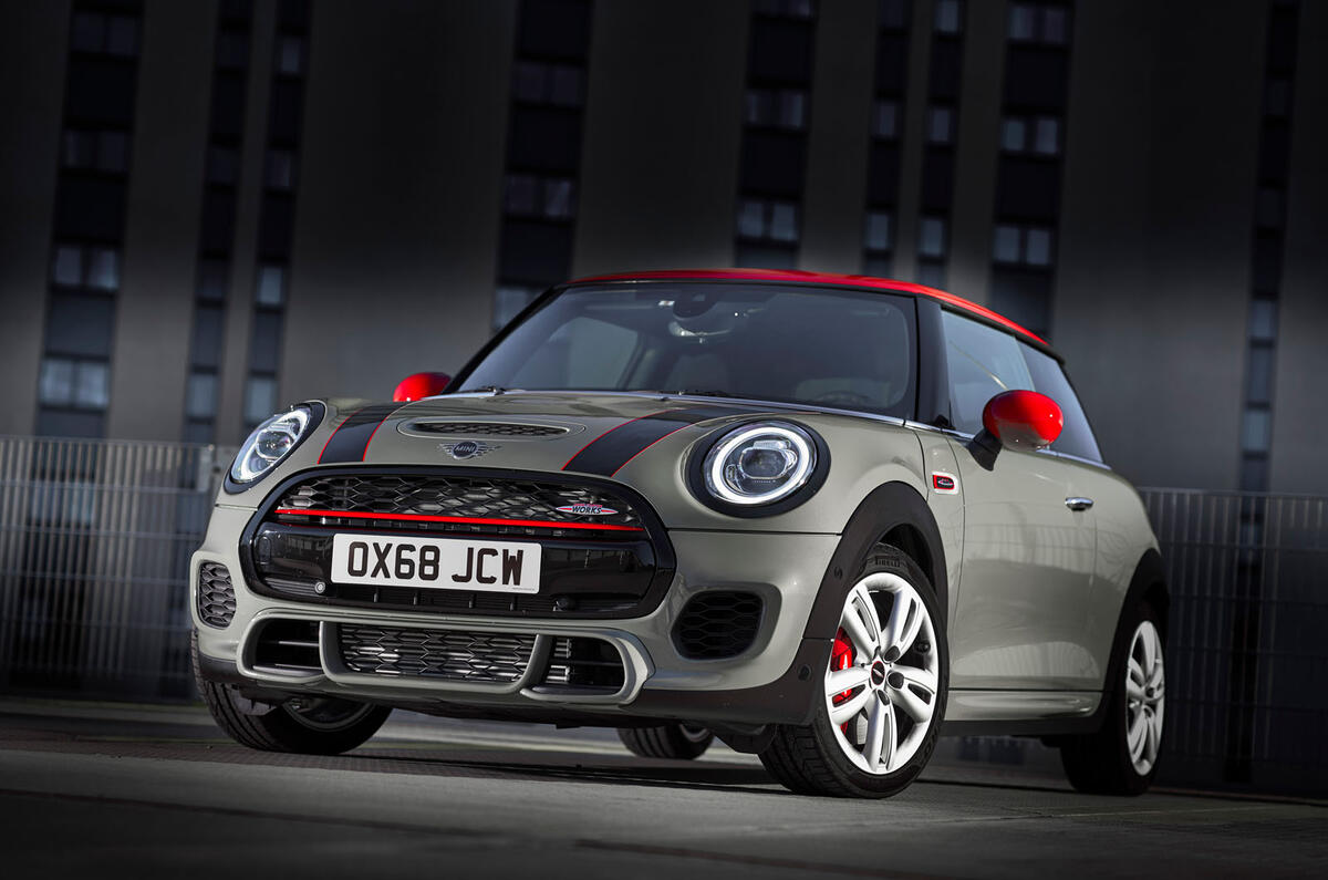 Mini Reveals Facelifted John Cooper Works Hatchback And