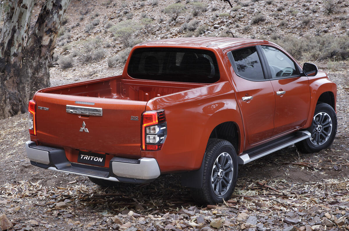 El 200 mitsubishi