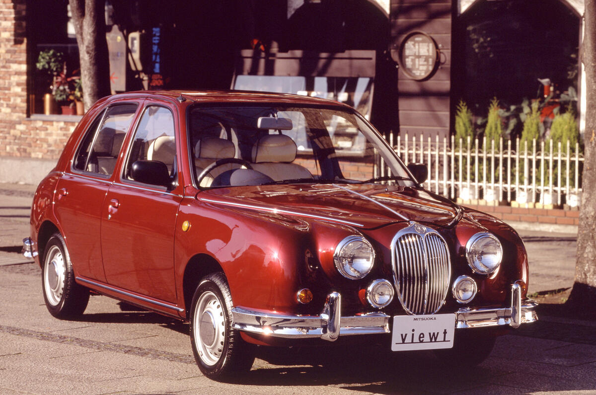 Mitsuoka Viewt