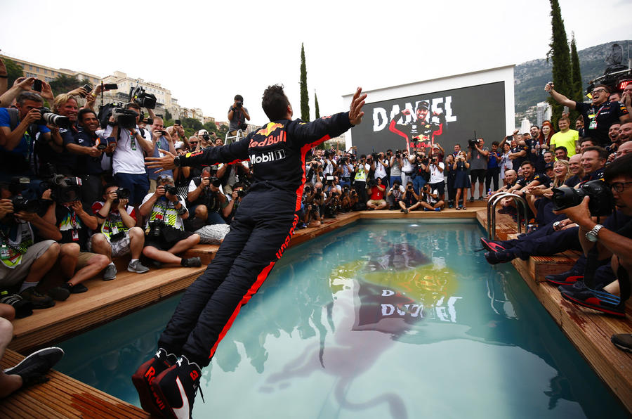 F1 2018: Ricciardo wins in Monaco despite technical issue | Autocar