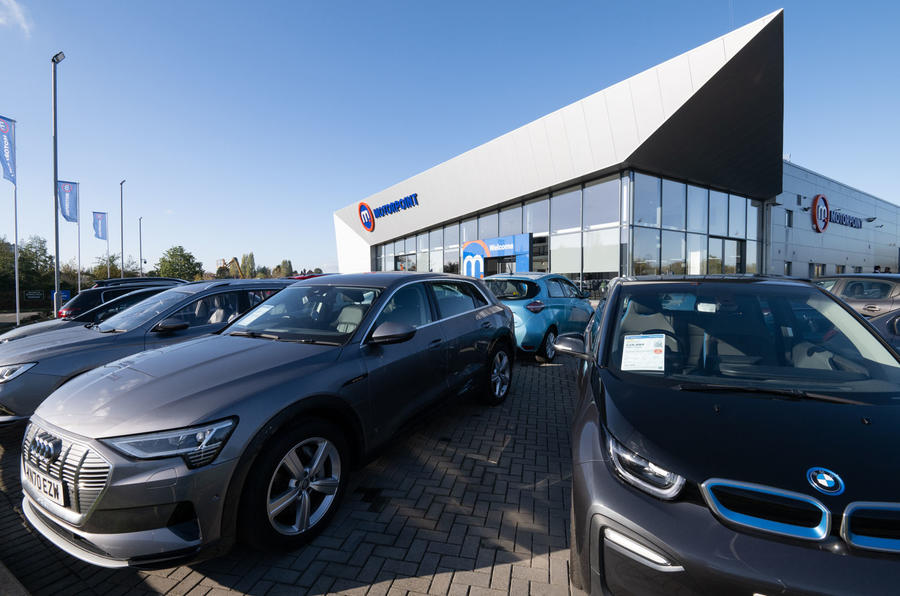 Motorpoint Coventry forecourt with Audi E tron BMW i3