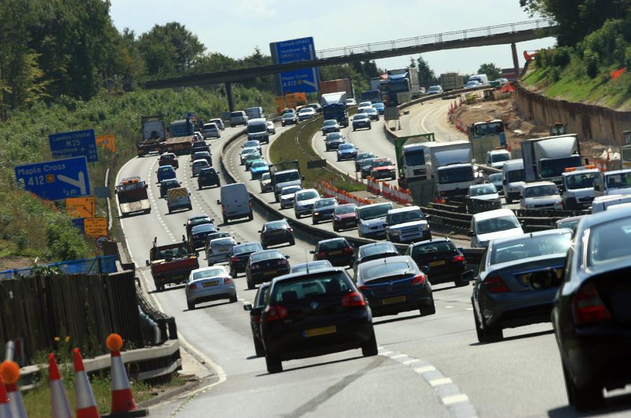 Motorway canopies under consideration to cut emissions