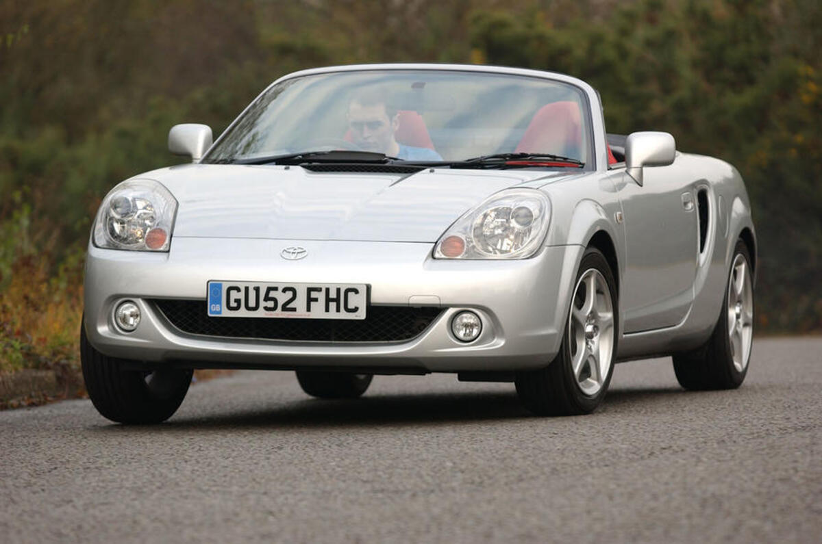 Toyota MR2