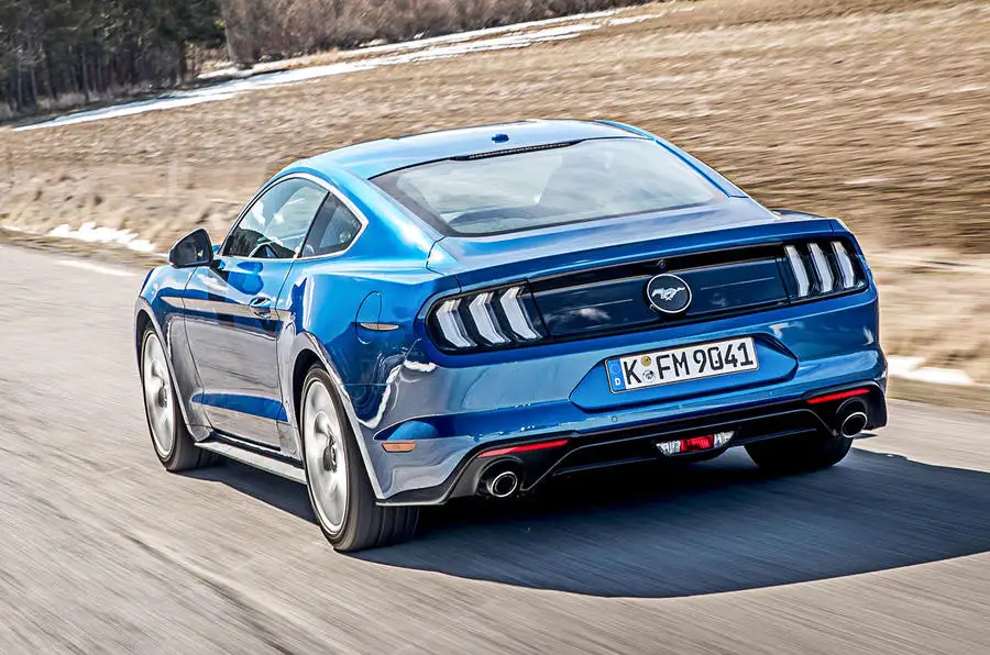 Ford Mustang 2.3 EcoBoost Fastback automatic 2018 review