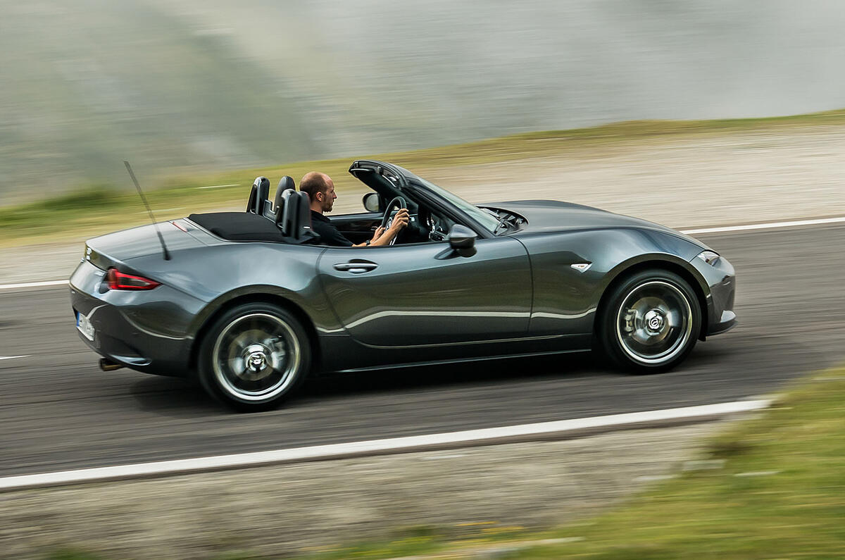 Mazda MX-5 Skyactiv-G 2.0 2018 first drive review hero side