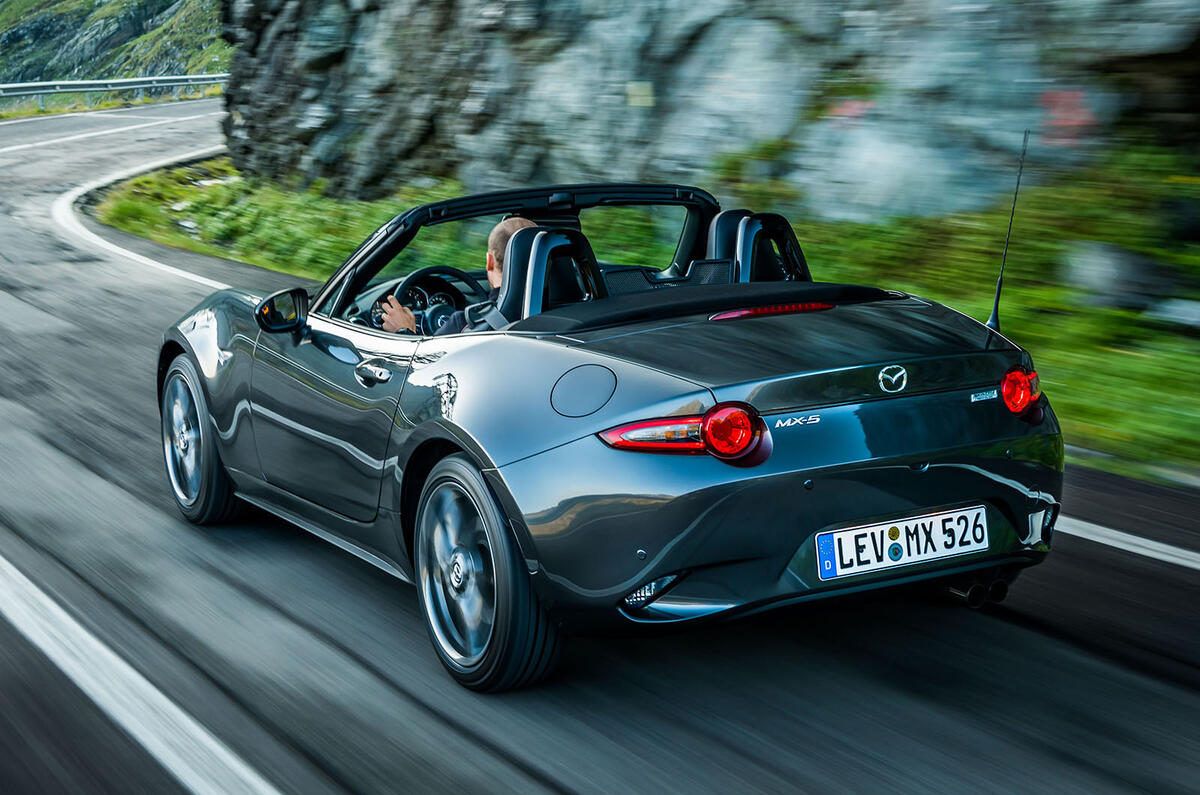 Mazda MX-5 Skyactiv-G 2.0 2018 first drive review on the road rear