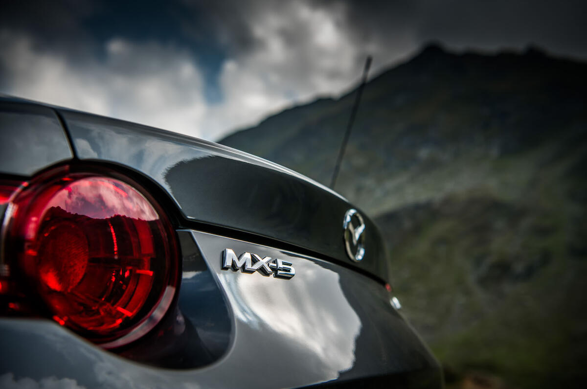 Mazda MX-5 Skyactiv-G 2.0 2018 first drive review rear lights