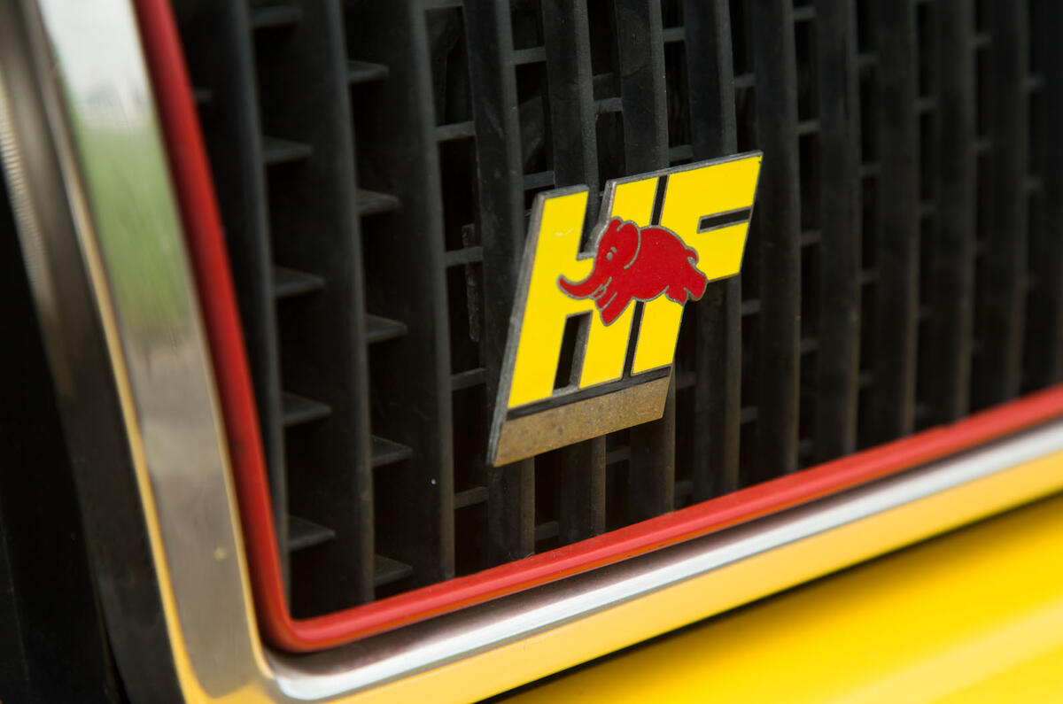 Ford Focus RS vs Lancia Delta HF Integrale Evo 1