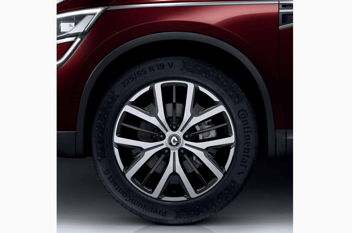 Renault Koleos Updated With New Engines Looks And Kit