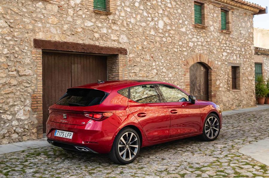 Seat Leon Fr 2021 New 2020 Seat Leon Pricing For Plug In Hybrid Announced Autocar