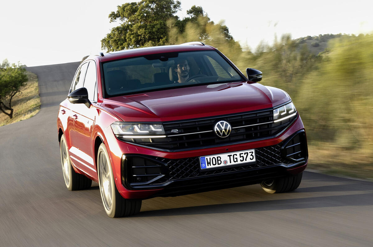 Vw touareg plug in cheap hybrid 2020