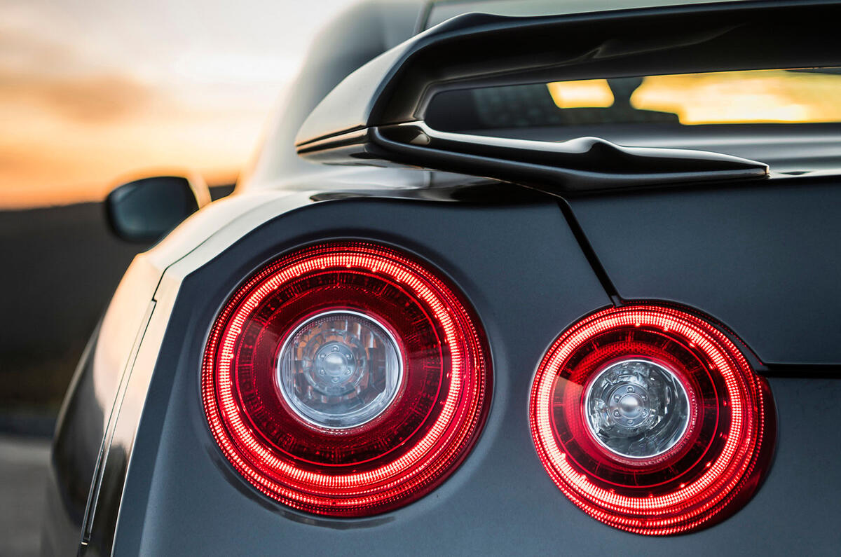 2016 Nissan GT-R