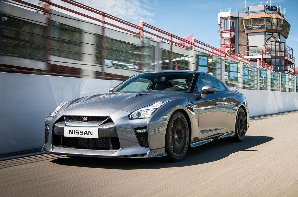 2016 Nissan GT-R