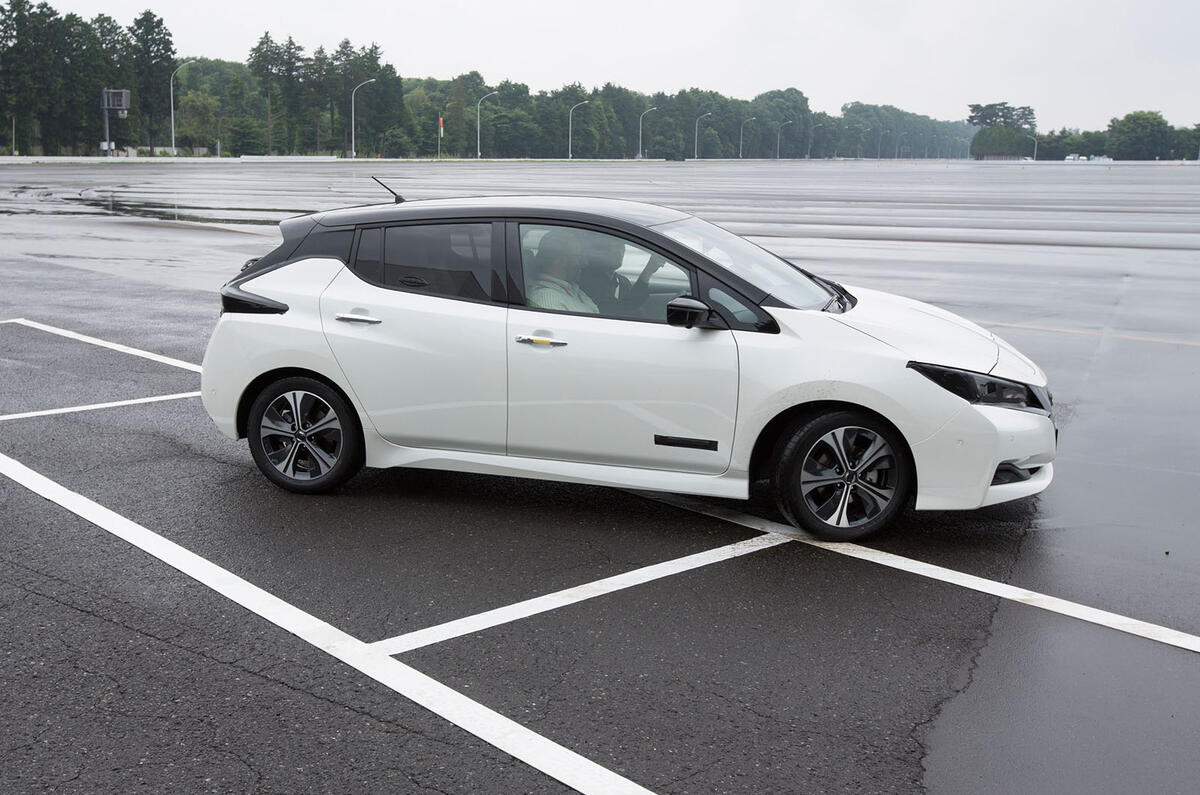 Nissan Leaf 2018 Prototype Review New Ev Driven Autocar
