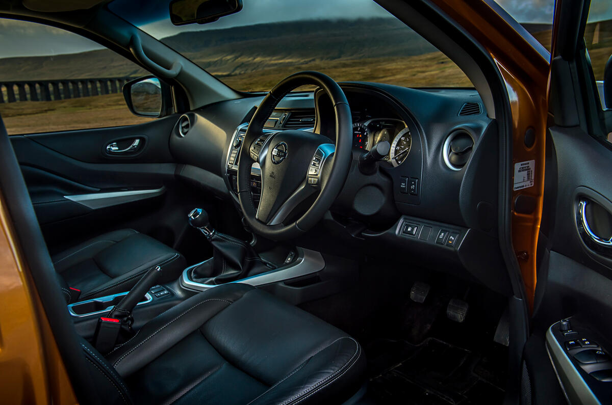 2016 Nissan Navara NP300 review | Autocar 2016 Nissan Navara NP300 review | Autocar