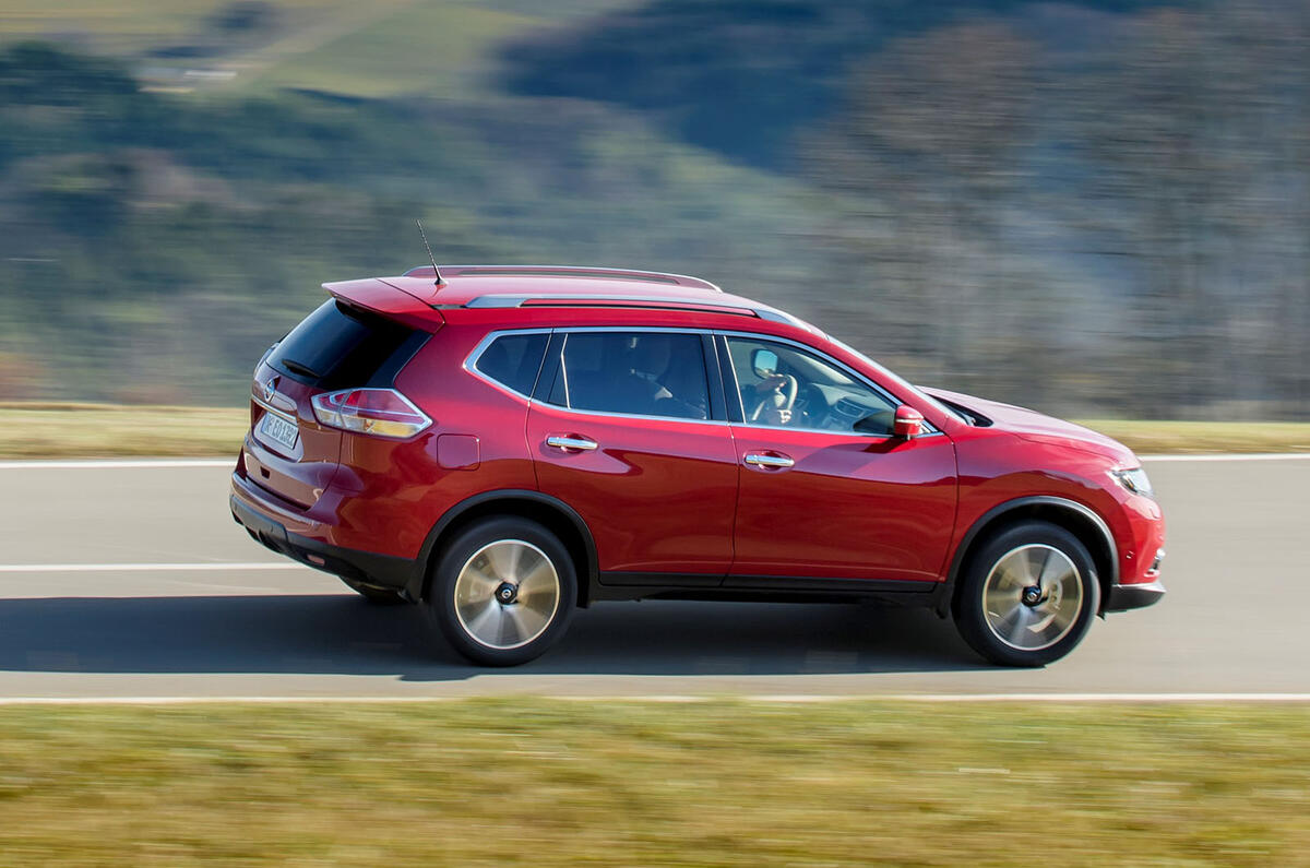 17 Nissan X Trail 2 0d Tekna 4wd Review Review Autocar