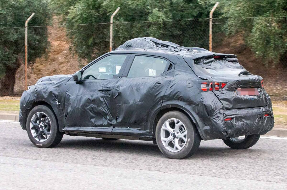 New Nissan Juke 2019 Crossover Caught With Less Disguise Autocar