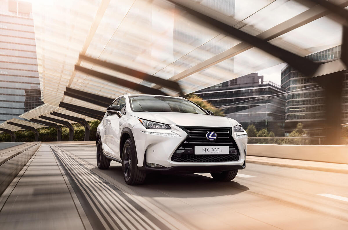 Lexus NX 300h 