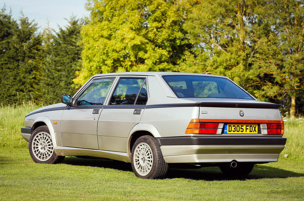Classic Alfas Alfa Romeo 75 And Alfa Giulia Driven Autocar
