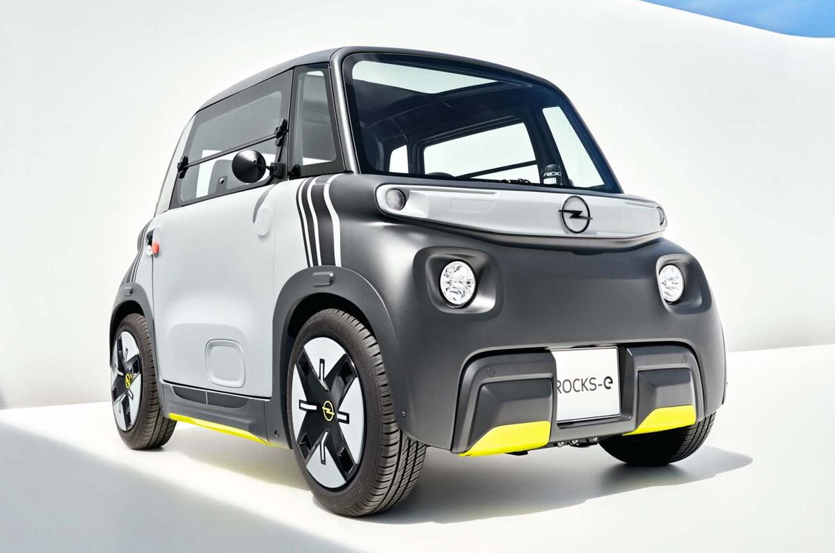 Opel Rocks E front three quarter