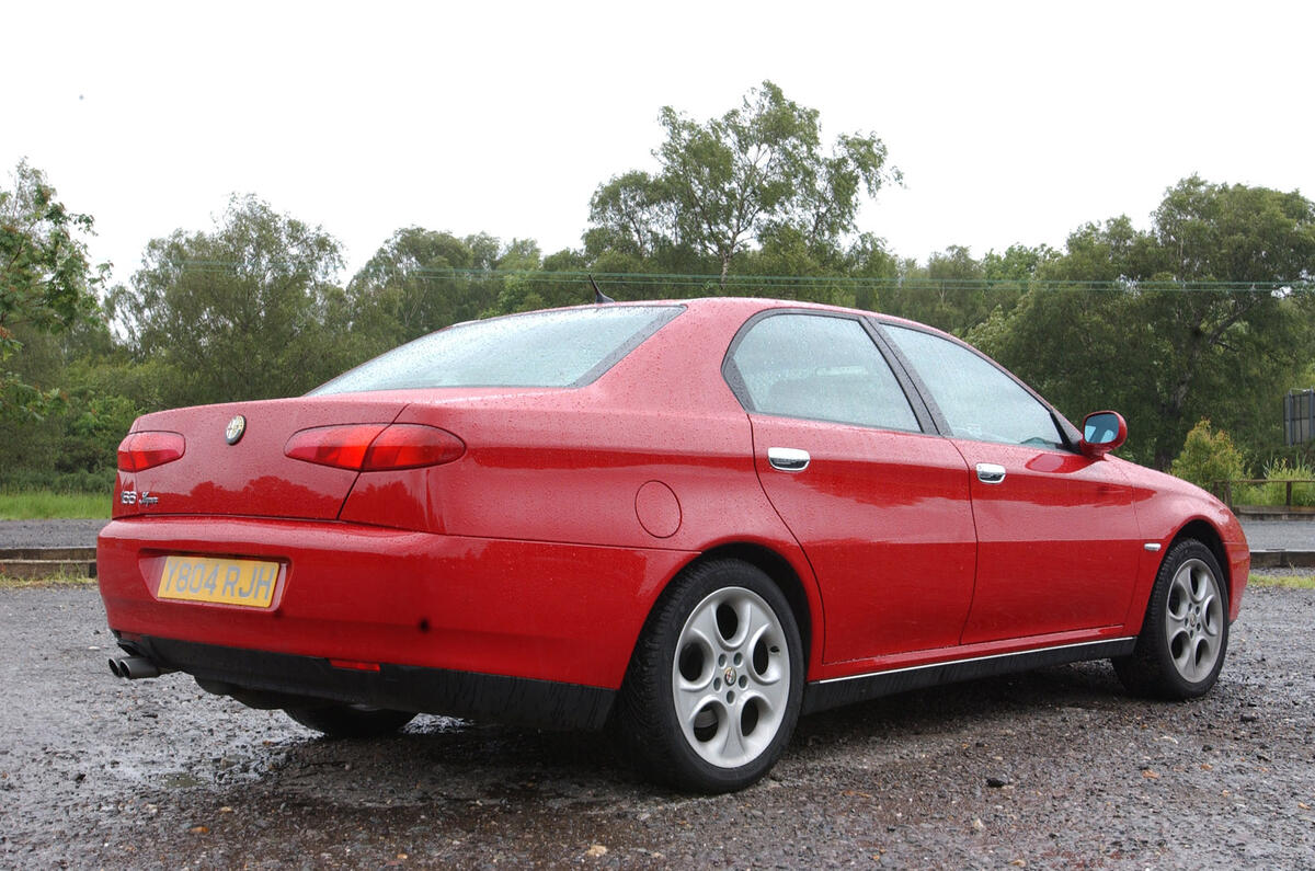  Alfa Romeo 166 