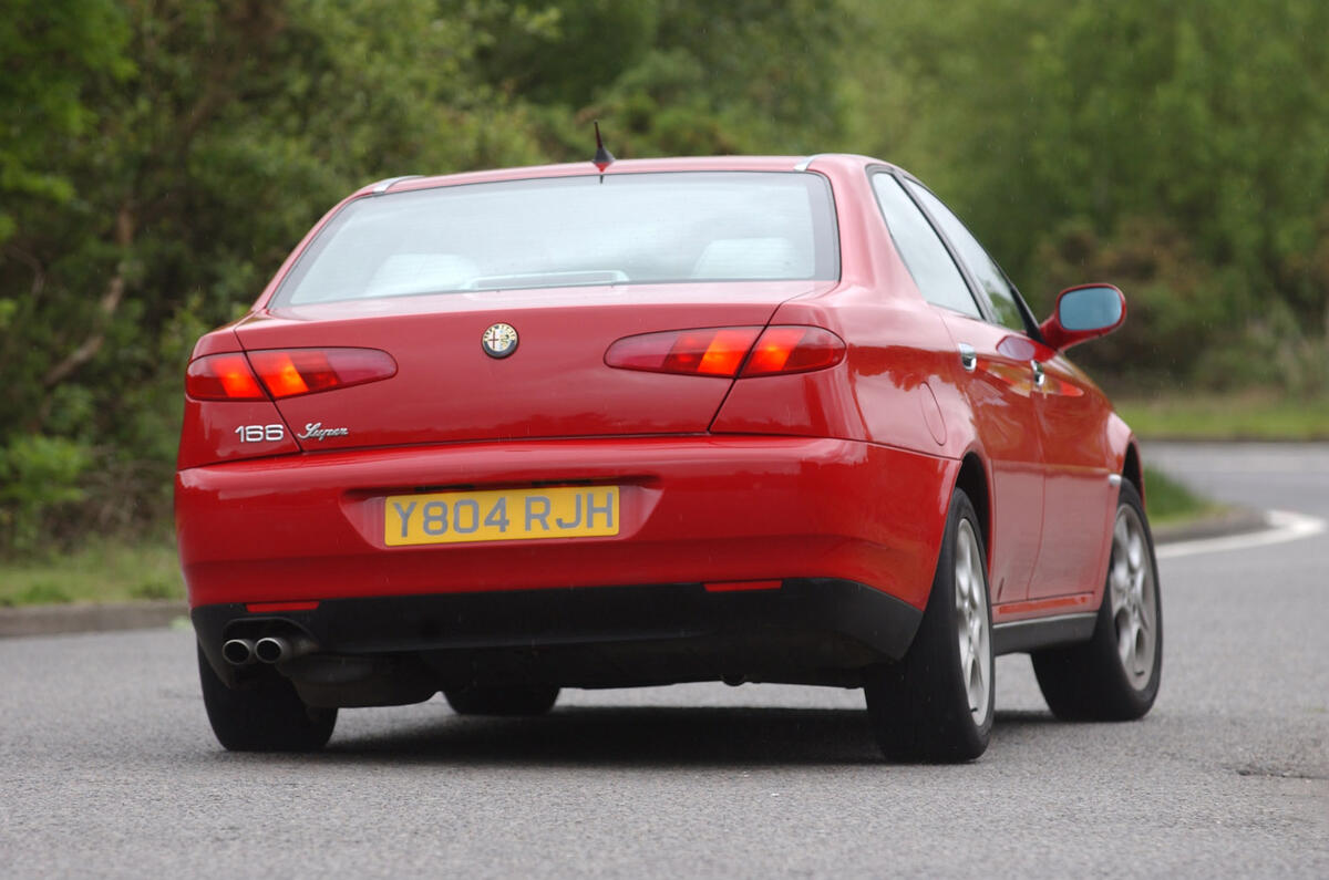 Alfa Romeo 166 