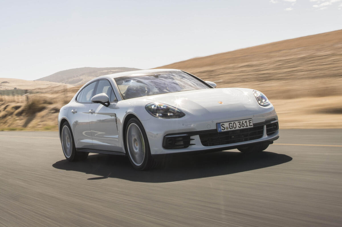 Porsche Panamera 4 E-Hybrid