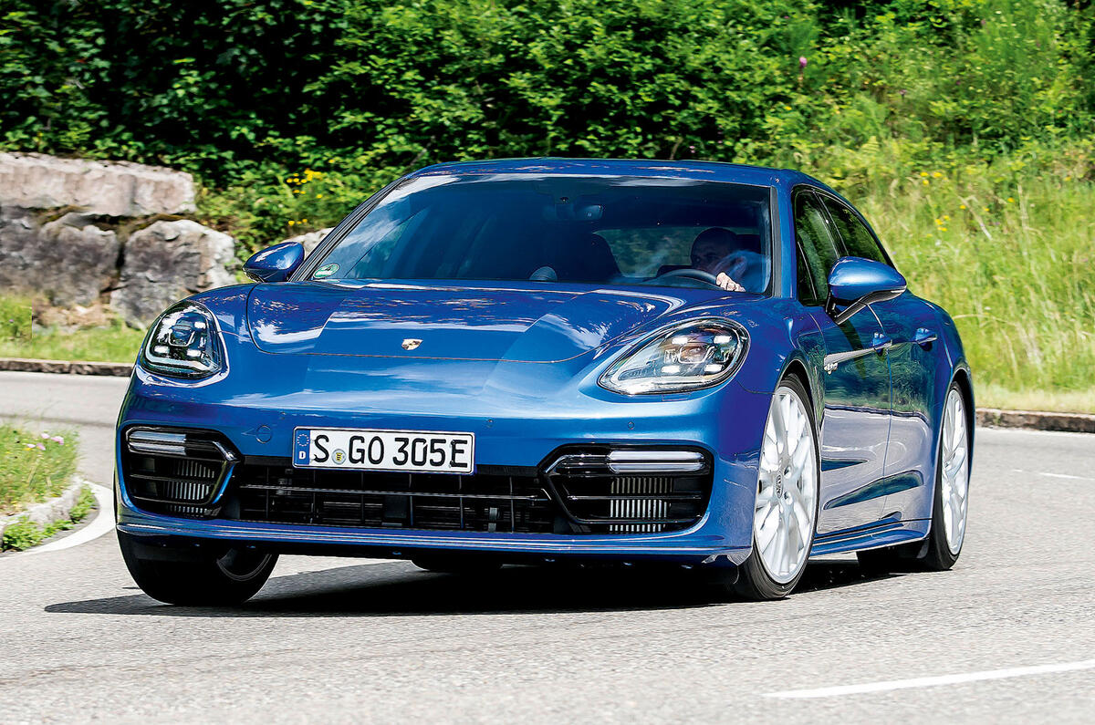Porsche Panamera 4 E-Hybrid Sport Turismo 2017 review ...