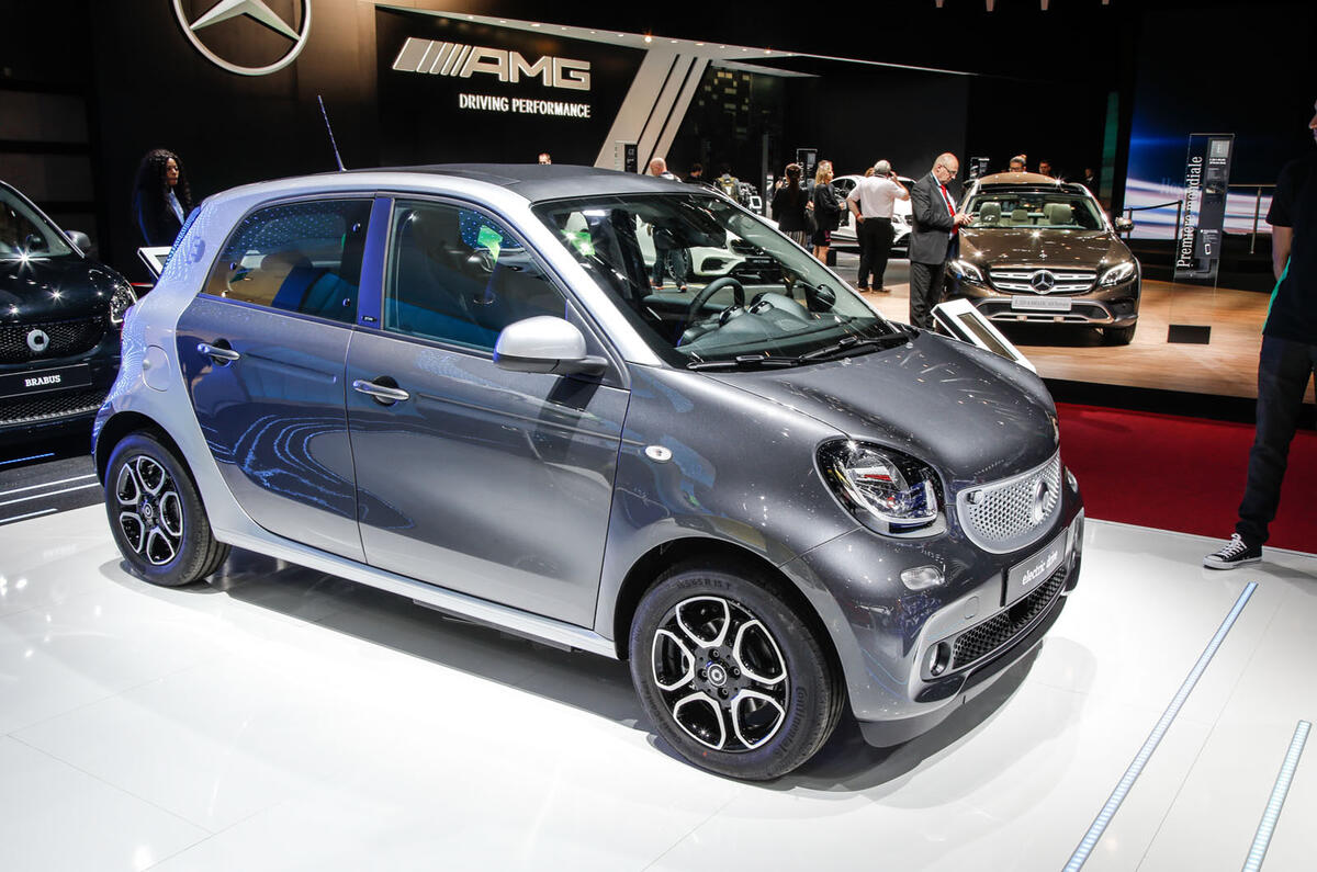 Smart Forfour Electric Drive at the Paris motor show 2016 - show report and gallery
