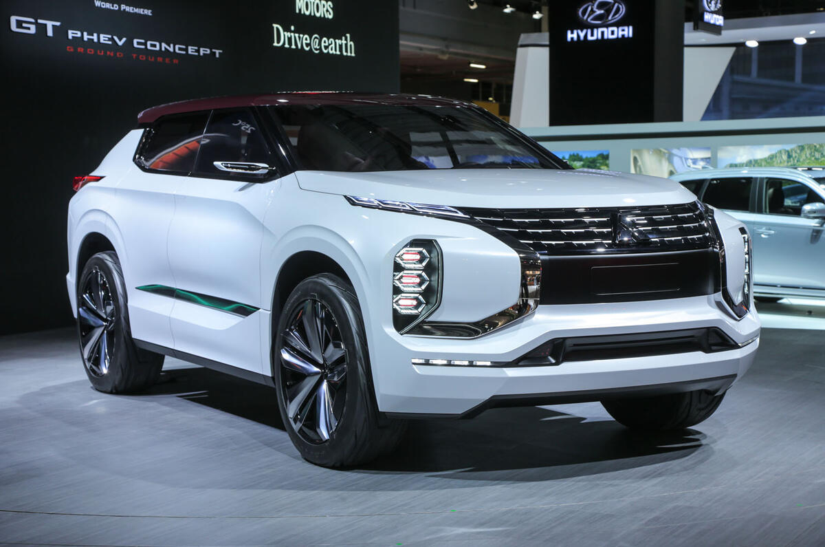 Mitsubishi Ground Tourer PHEV concept at the Paris motor show 2016 - show report and gallery