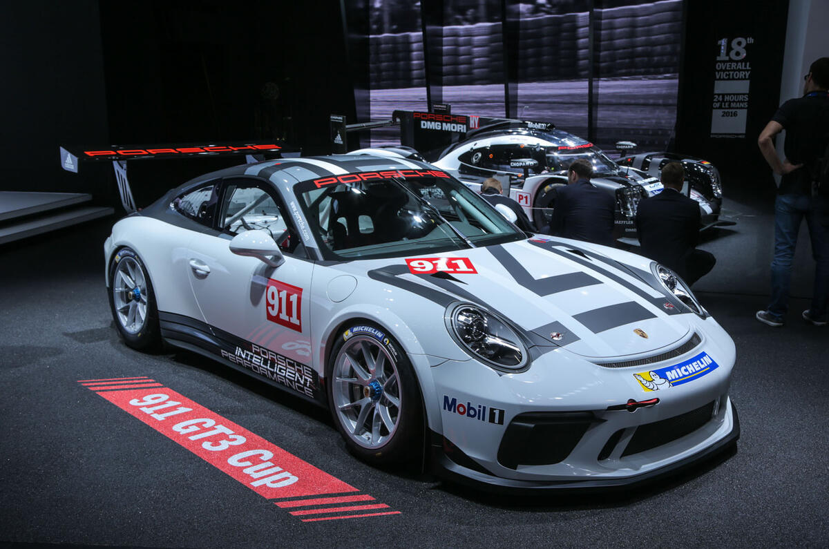 Porsche 911 GT3 Cup at the Paris motor show 2016 - show report and gallery