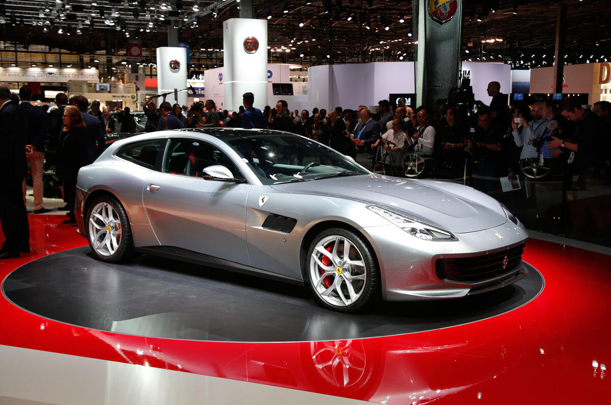 Ferrari GTC4 Lusso T