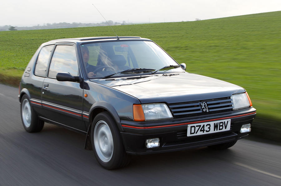 Peugeot 205 GTI front tracking