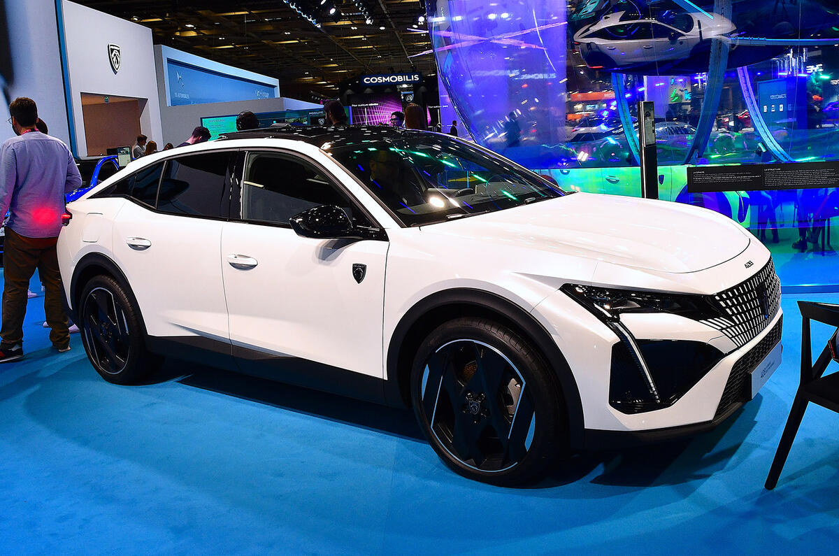 peugeot 408 paris motor show 01 front static