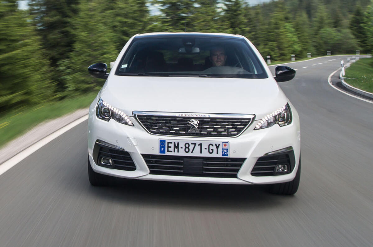 Peugeot 308 1 5 Bluehdi 130 Gt Line 2017 Review Autocar