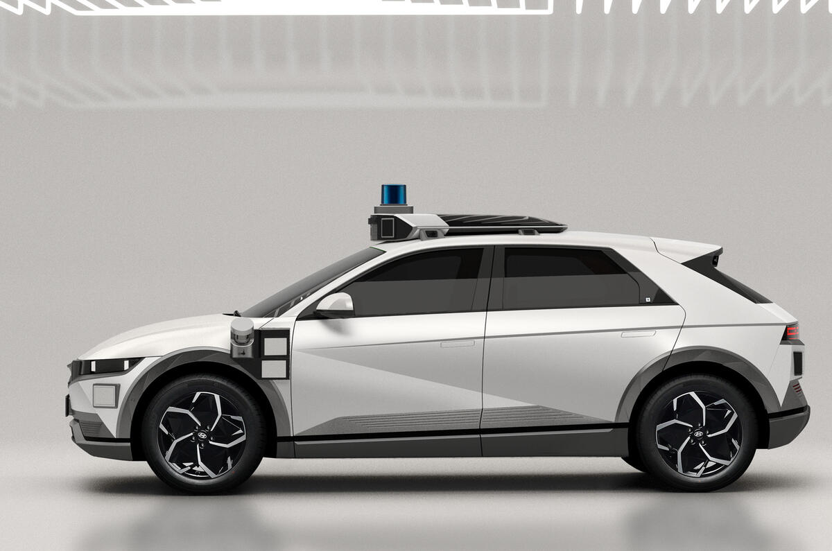 Hyundai reveals self-driving Ioniq 5 'robotaxi' | Autocar
