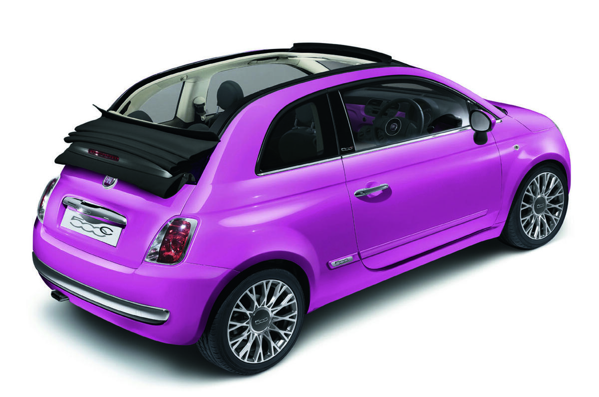 Fiat 500 розовый