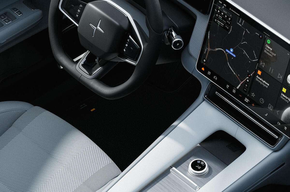 Polestar 4 interior centre console