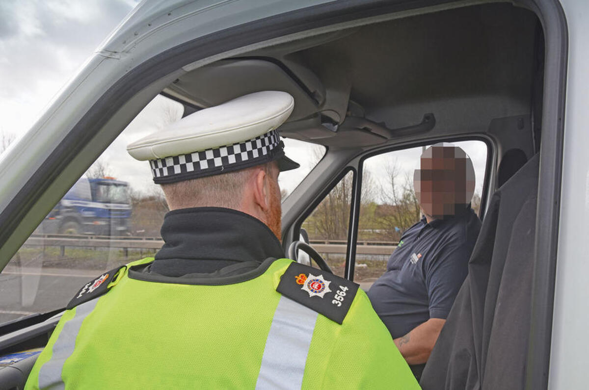 Roadside eyetesting by police to be introduced Autocar
