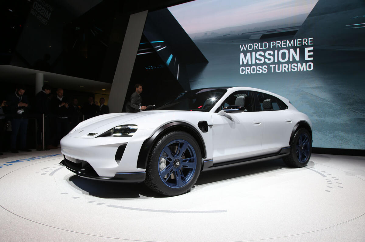 porsche mission e cross turismo