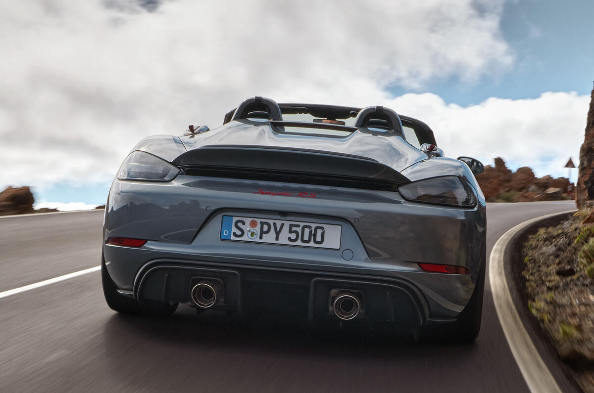 Porsche 718 Spyder GT4 RS 2023 rear tracking