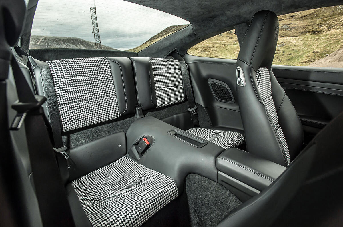 porsche-911-millionth-795.jpg?itok=w51Jy