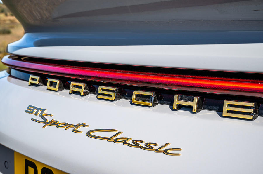 porsche 911 sport classic 2023 19 badge