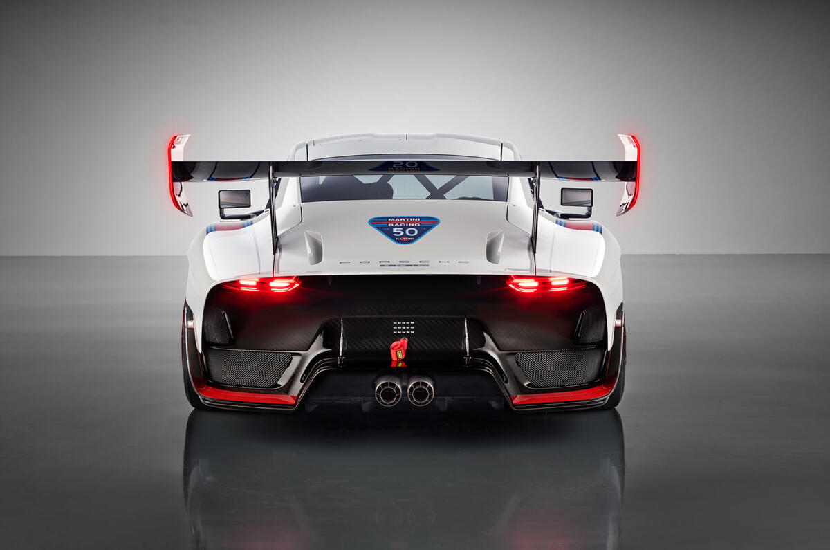 Porsche 935 race car 2018 reveal rear