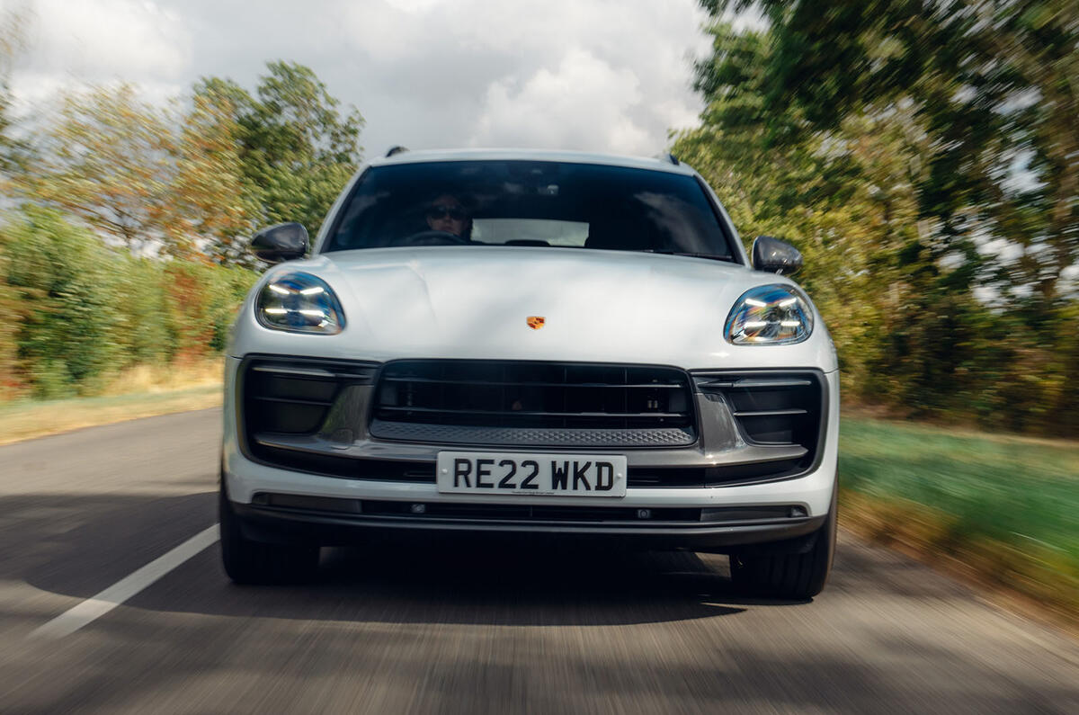 porsche macan t 005 tracking front