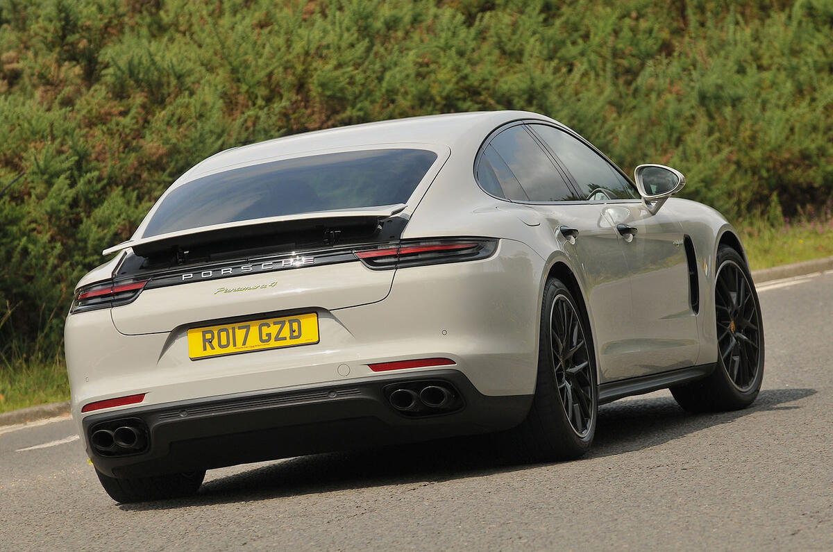 Porsche Panamera 4 Hybrid rear