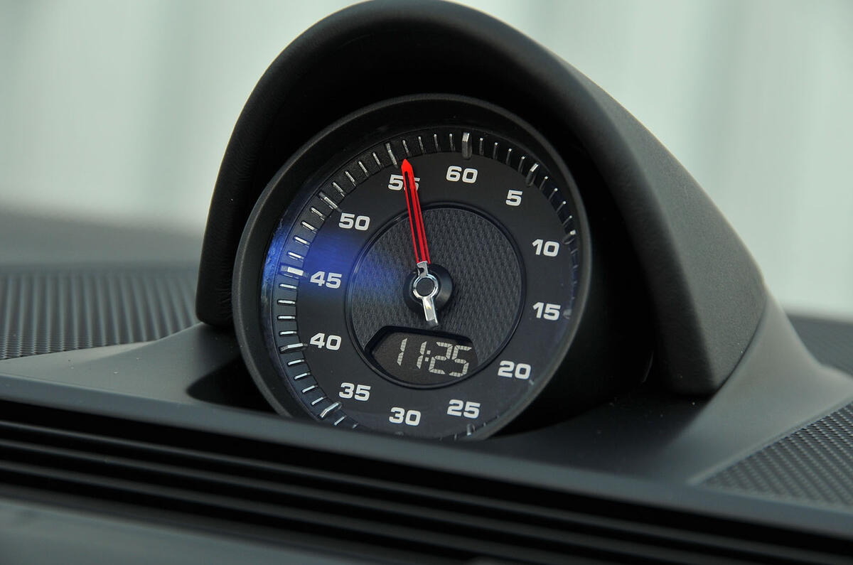 2017 Porsche Panamera 4S Diesel UK drive review | Autocar